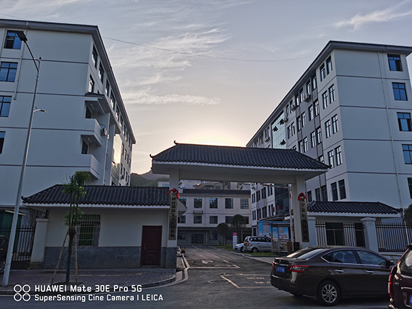 湖南鑫迅泓源電梯有限公司,洞口乘客電梯,洞口觀光電梯,哪家的電梯種類齊全 湖南鑫迅泓源電梯有限公司,洞口乘客電梯,洞口觀光電梯,哪家的電梯種類齊全